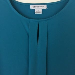 LIZ Claiborne- Size Large- Emerald Green - 24 inches long
